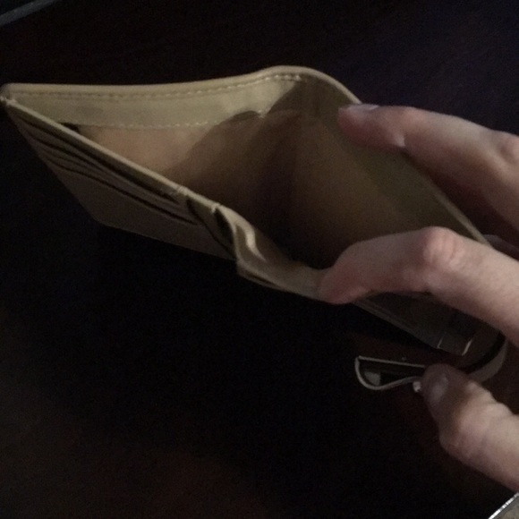 Cream coach wallet - Picture 4 of 5